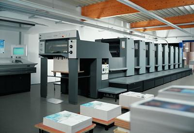 新增全開(kāi)印刷打樣機(jī)投入使用，效果媲美傳統(tǒng)印刷